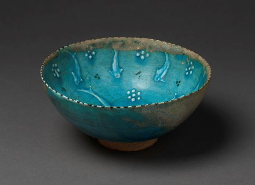 Turquoise bowl with fish 