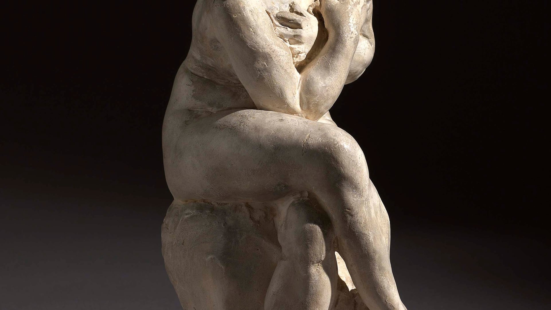 Femme surprise – a seated nude