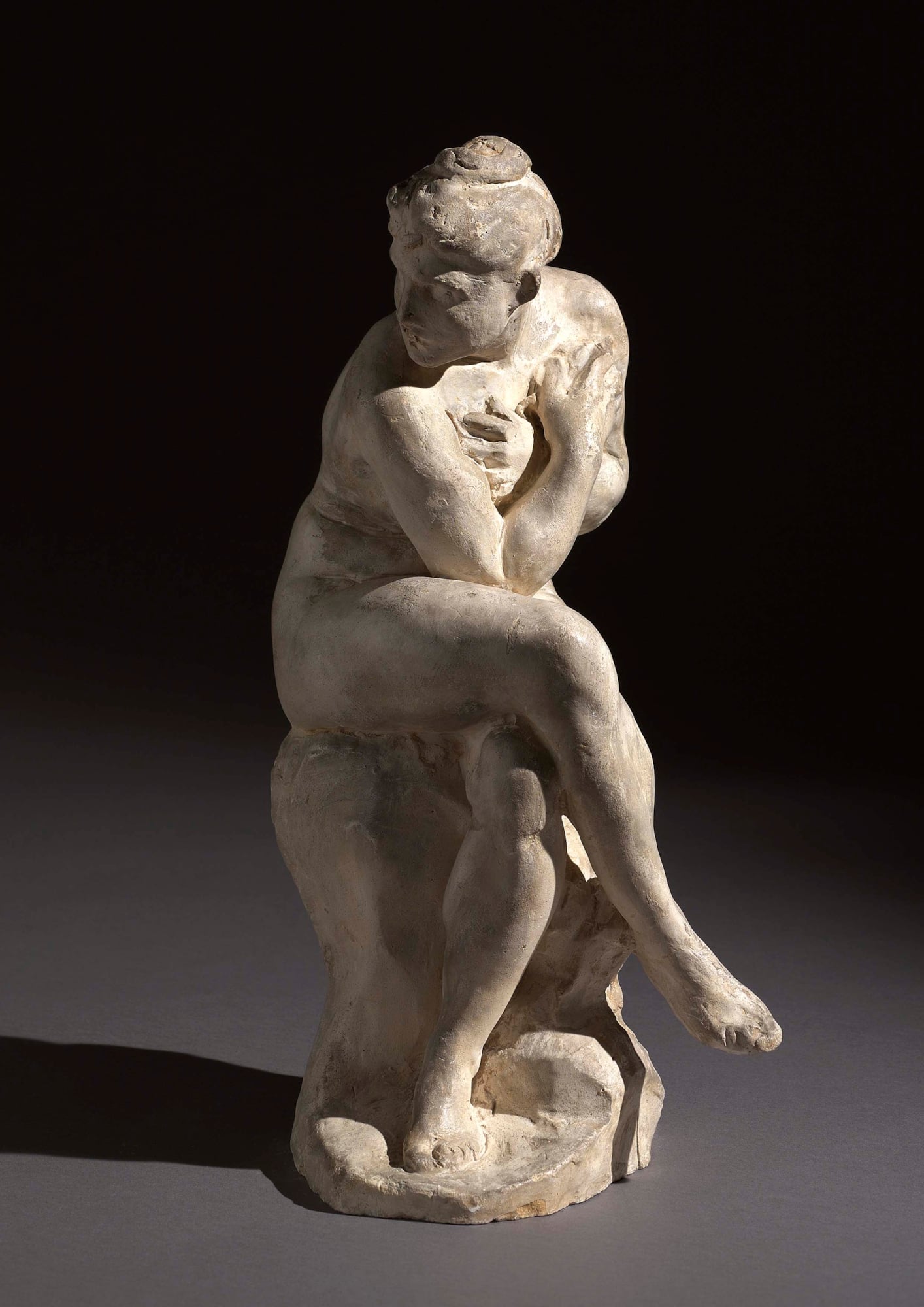 Femme surprise – a seated nude